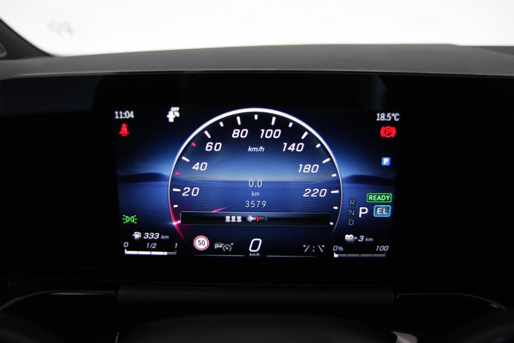 Mercedes-Benz GLA 2025