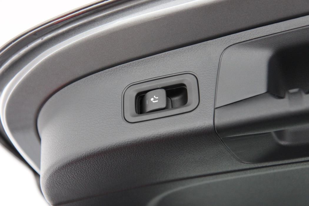 Mercedes-Benz GLA 2025