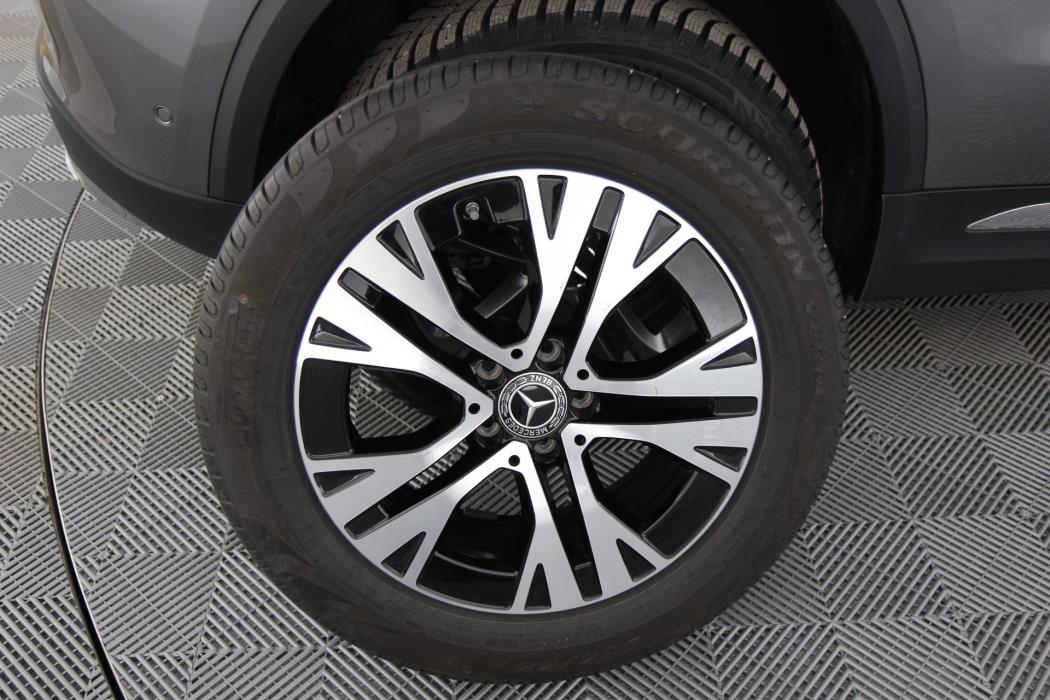 Mercedes-Benz GLA 2025