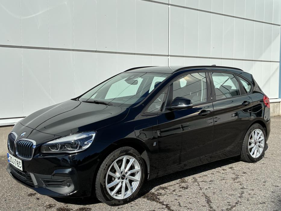 BMW 225 2019