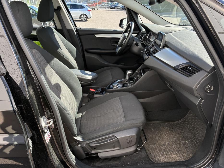 BMW 225 2019