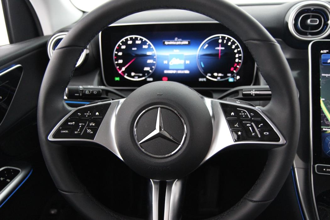 Mercedes-Benz GLC 2026