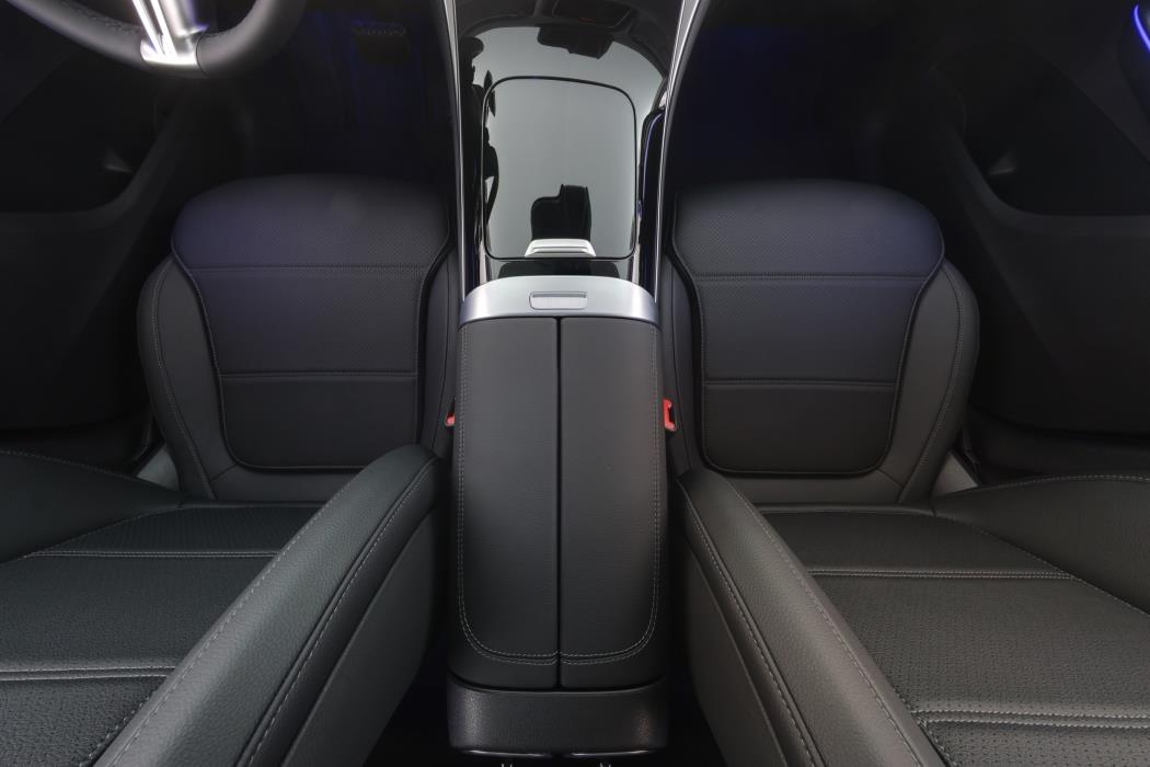 Mercedes-Benz GLC 2025