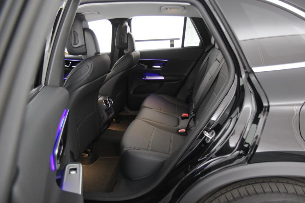 Mercedes-Benz GLC 2025
