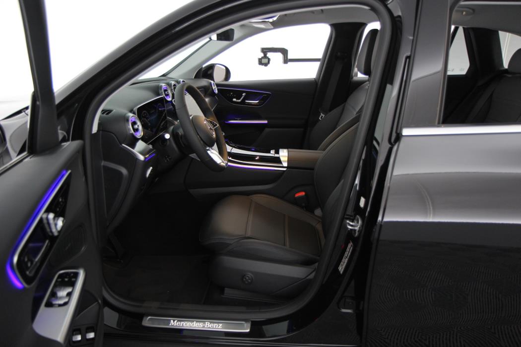 Mercedes-Benz GLC 2025