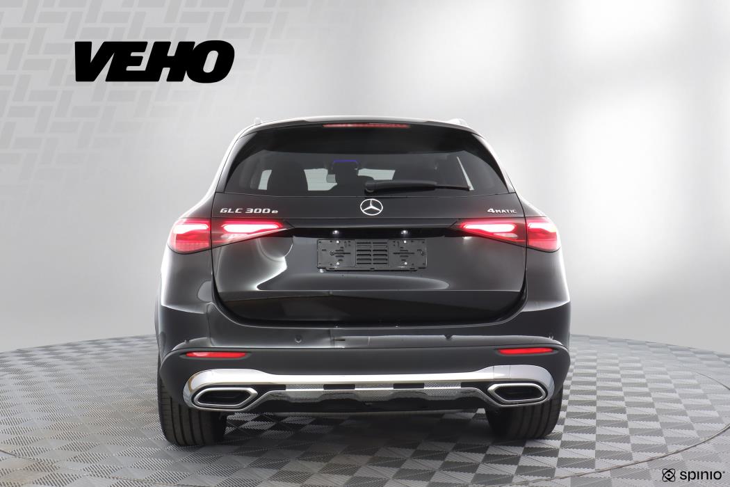 Mercedes-Benz GLC 2025