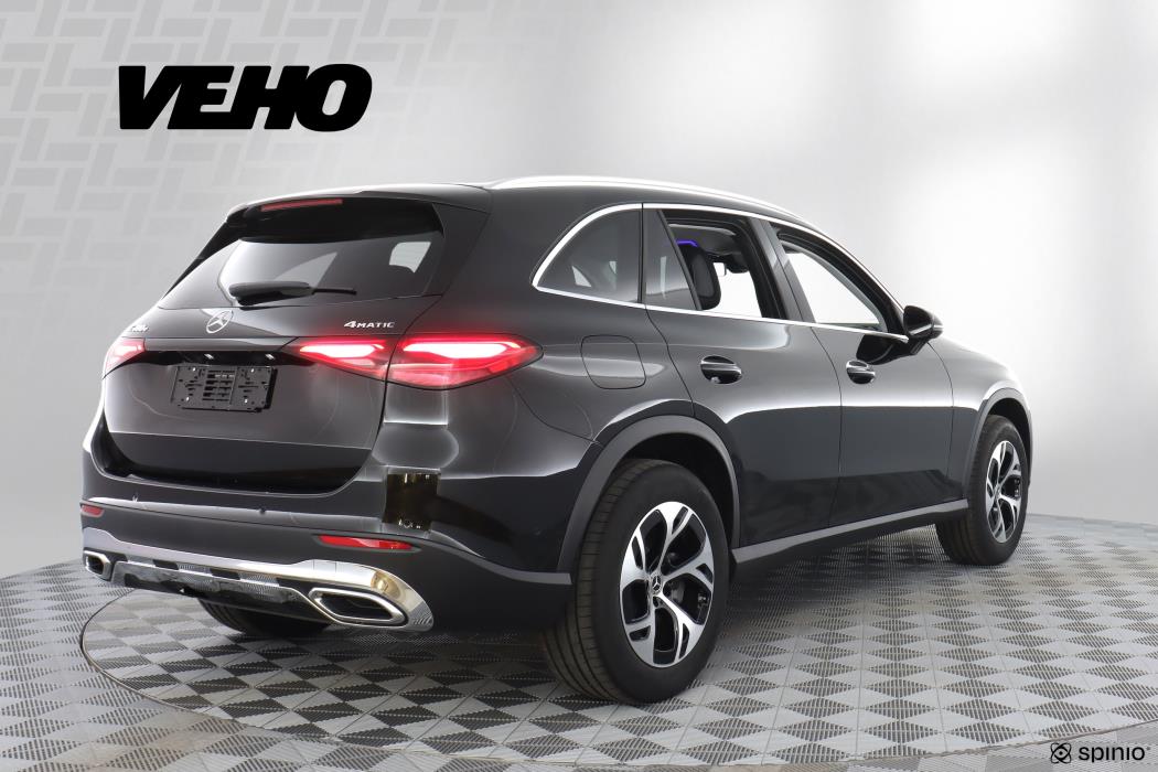 Mercedes-Benz GLC 2025