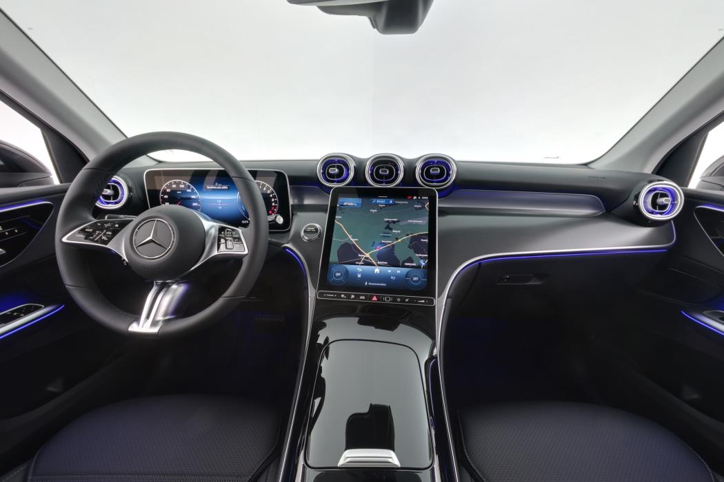 Mercedes-Benz GLC 2025