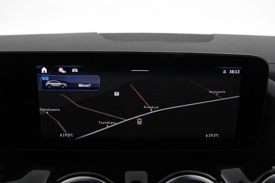 Mercedes-Benz EQA 2024