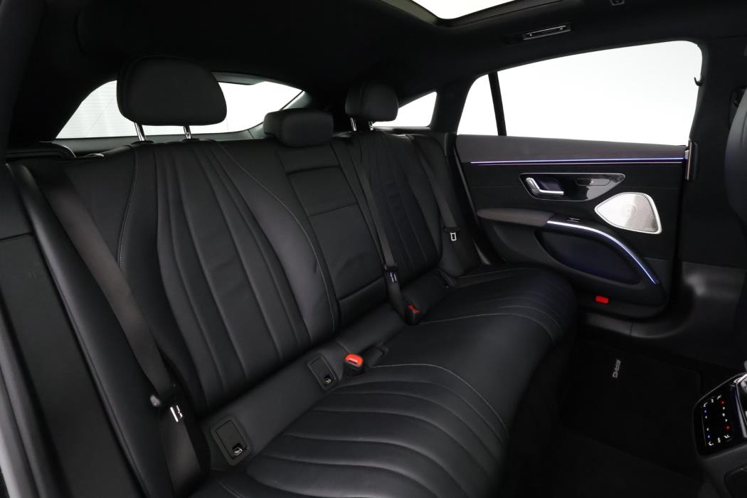 MERCEDES-BENZ EQS 2022