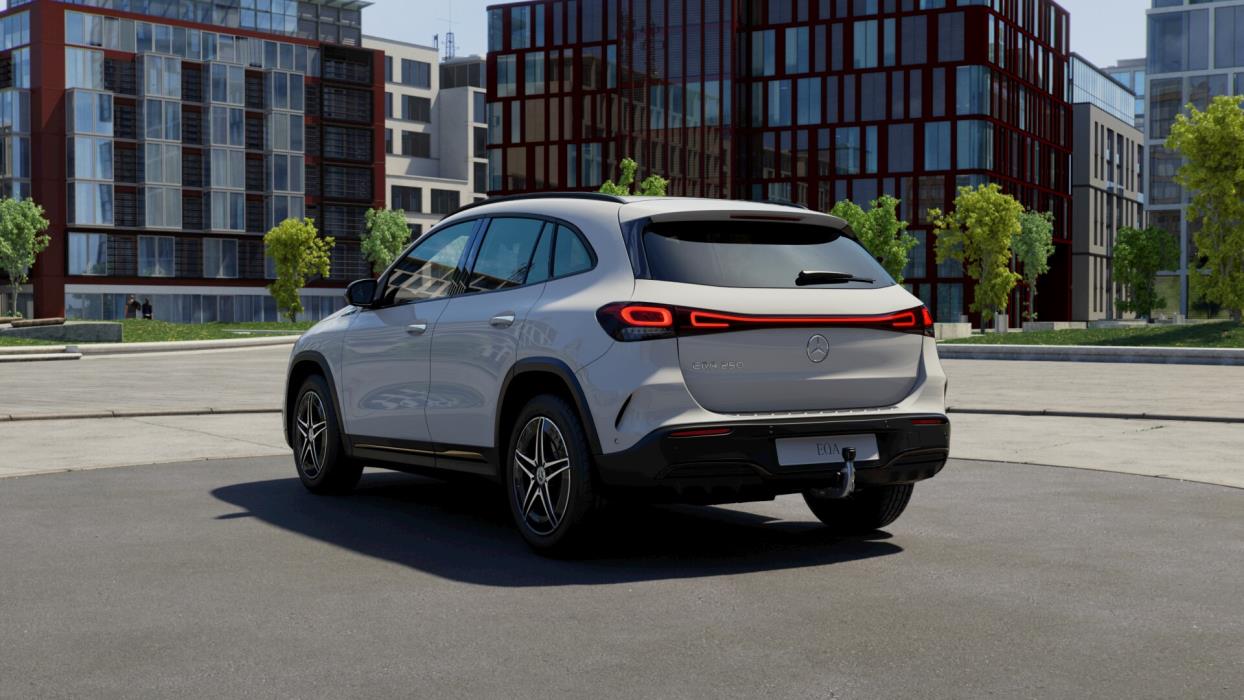 Mercedes-Benz EQA 2021