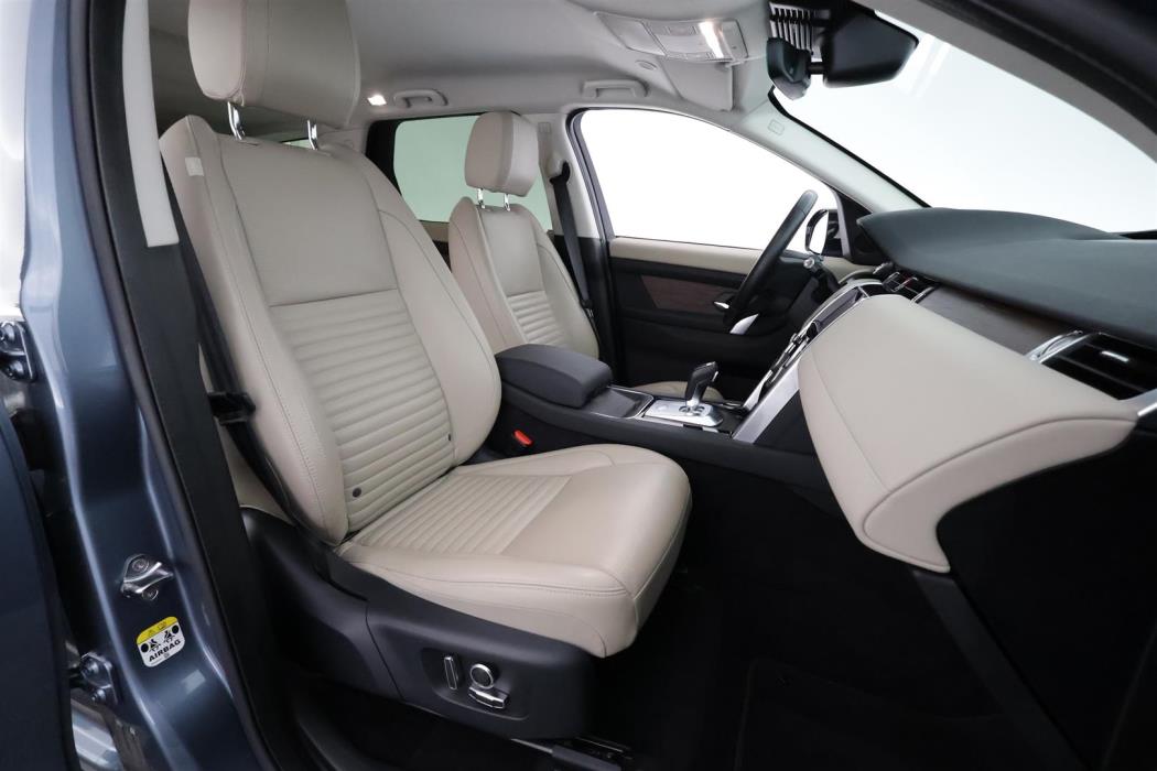 Land Rover Discovery Sport 2021