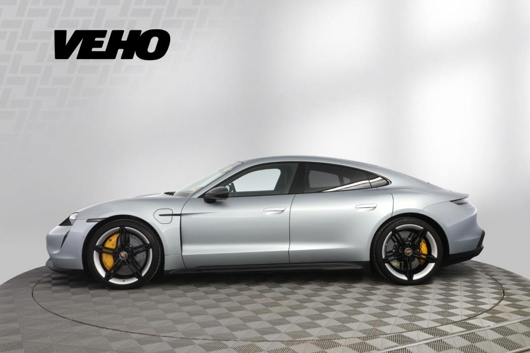 PORSCHE TAYCAN 2020