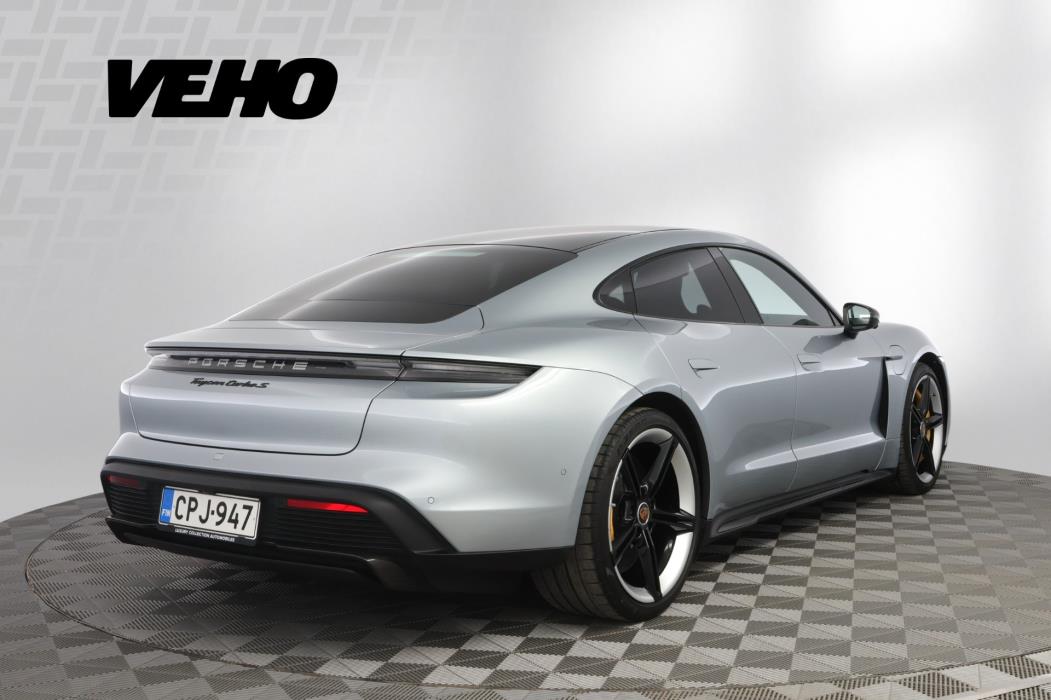 PORSCHE TAYCAN 2020