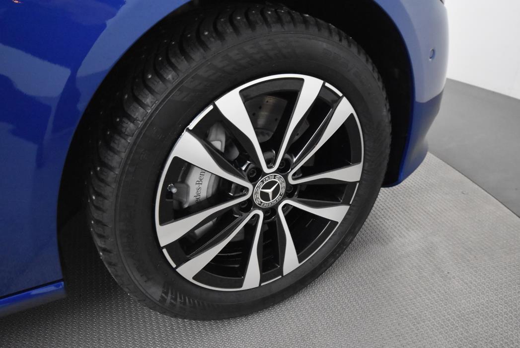 Mercedes-Benz C 2024