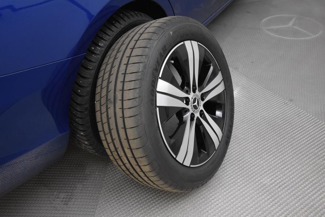 Mercedes-Benz C 2024