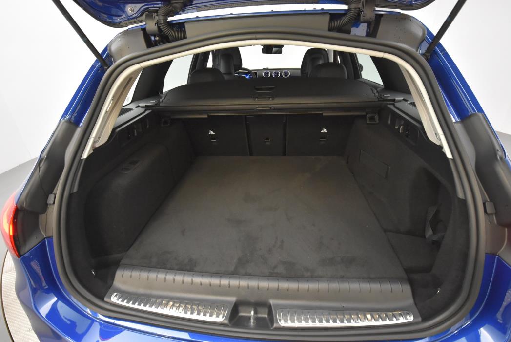 Mercedes-Benz C 2024