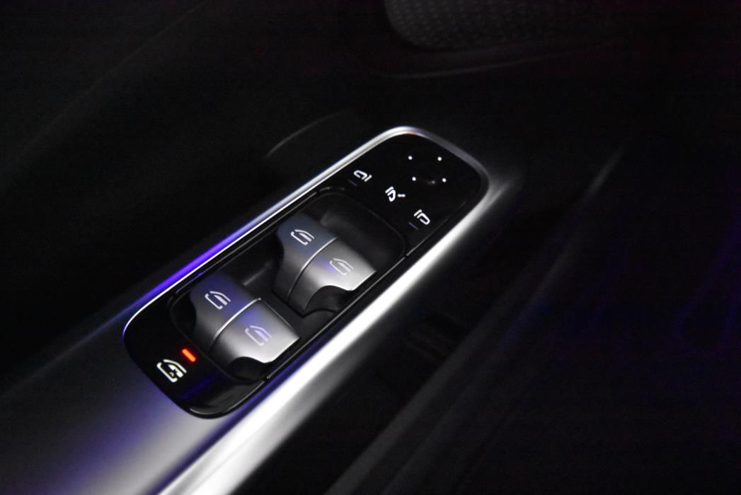 Mercedes-Benz C 2024