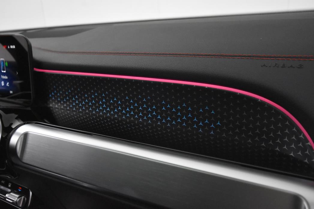 Mercedes-Benz EQB 2024