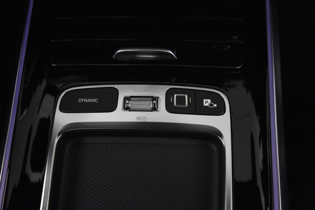 Mercedes-Benz EQB 2024