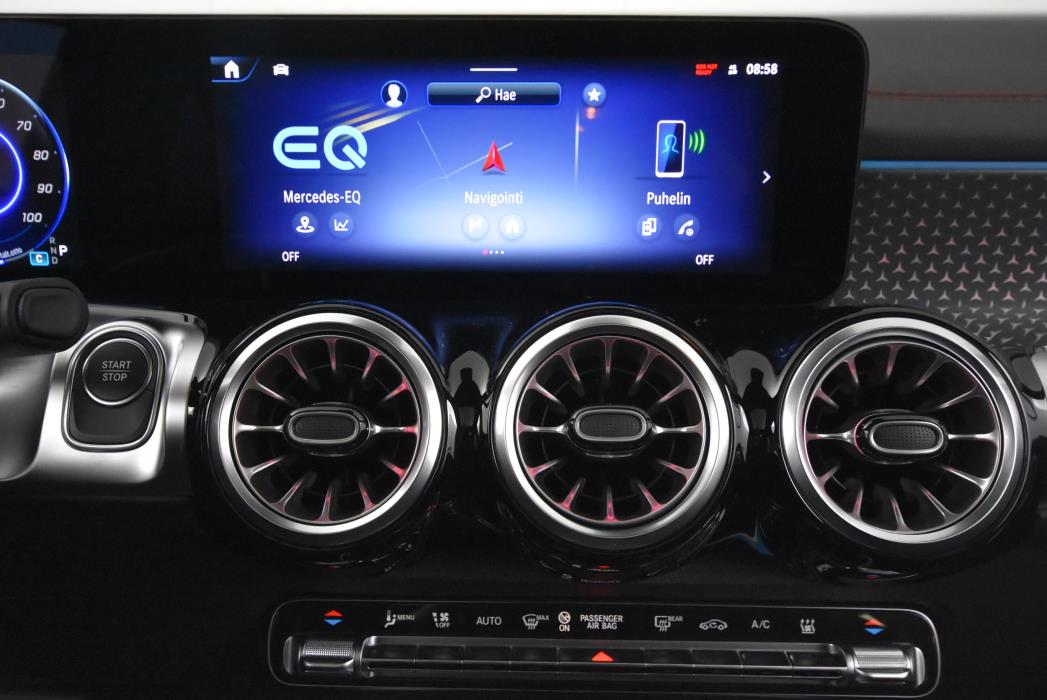 Mercedes-Benz EQB 2024