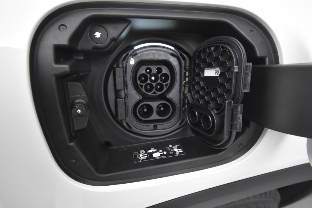 Mercedes-Benz EQB 2024