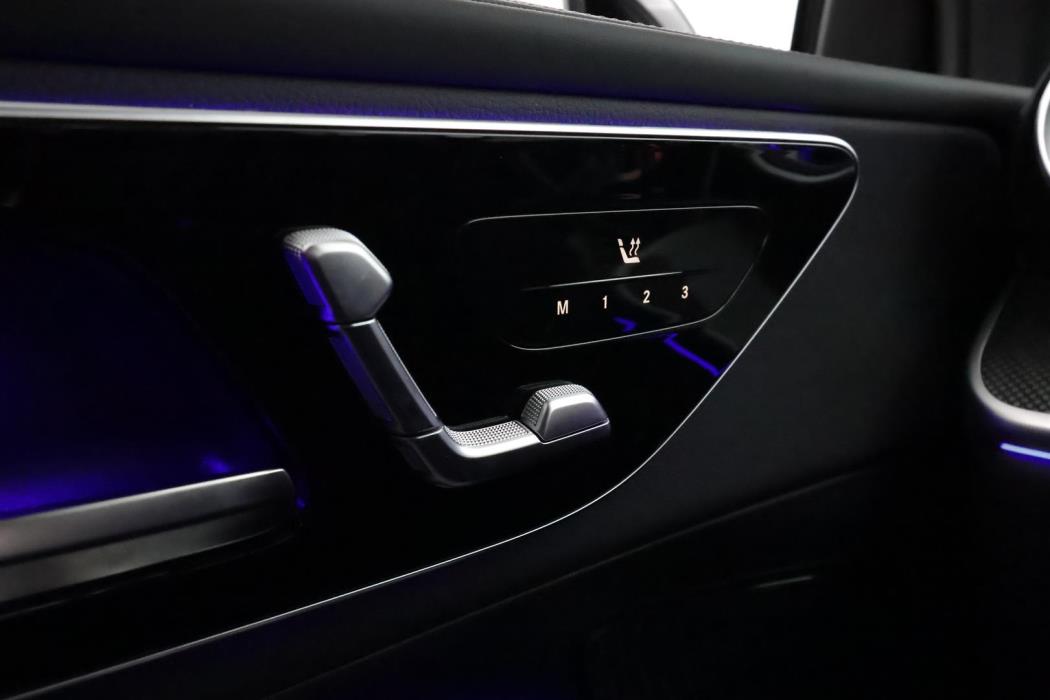 Mercedes-Benz GLC 2025