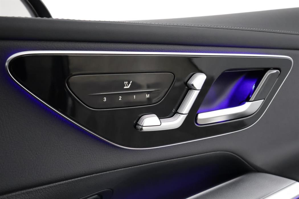 Mercedes-Benz GLC 2025