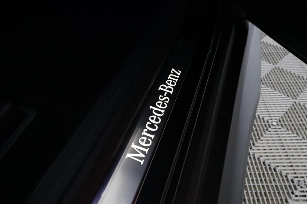 Mercedes-Benz GLC 2025