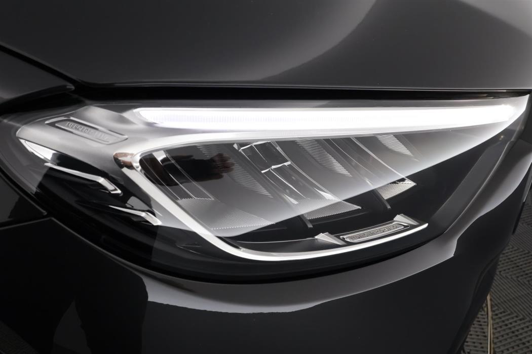 Mercedes-Benz GLC 2025