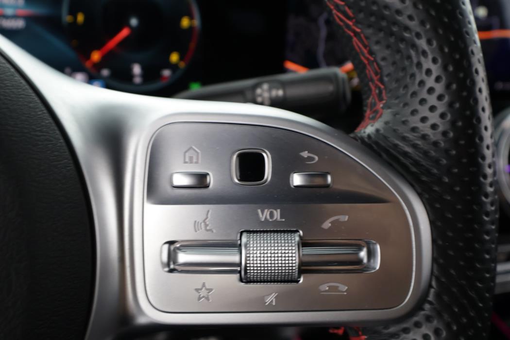 Mercedes-Benz GLB 2020