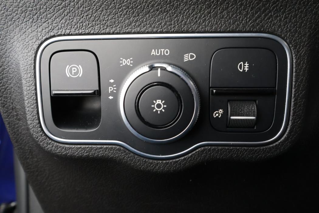 Mercedes-Benz GLB 2020