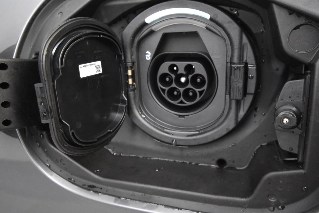 Mercedes-Benz C 2024