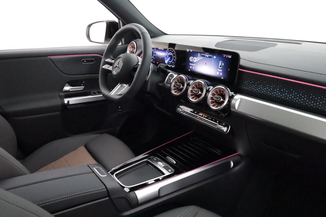 Mercedes-Benz EQB 2025