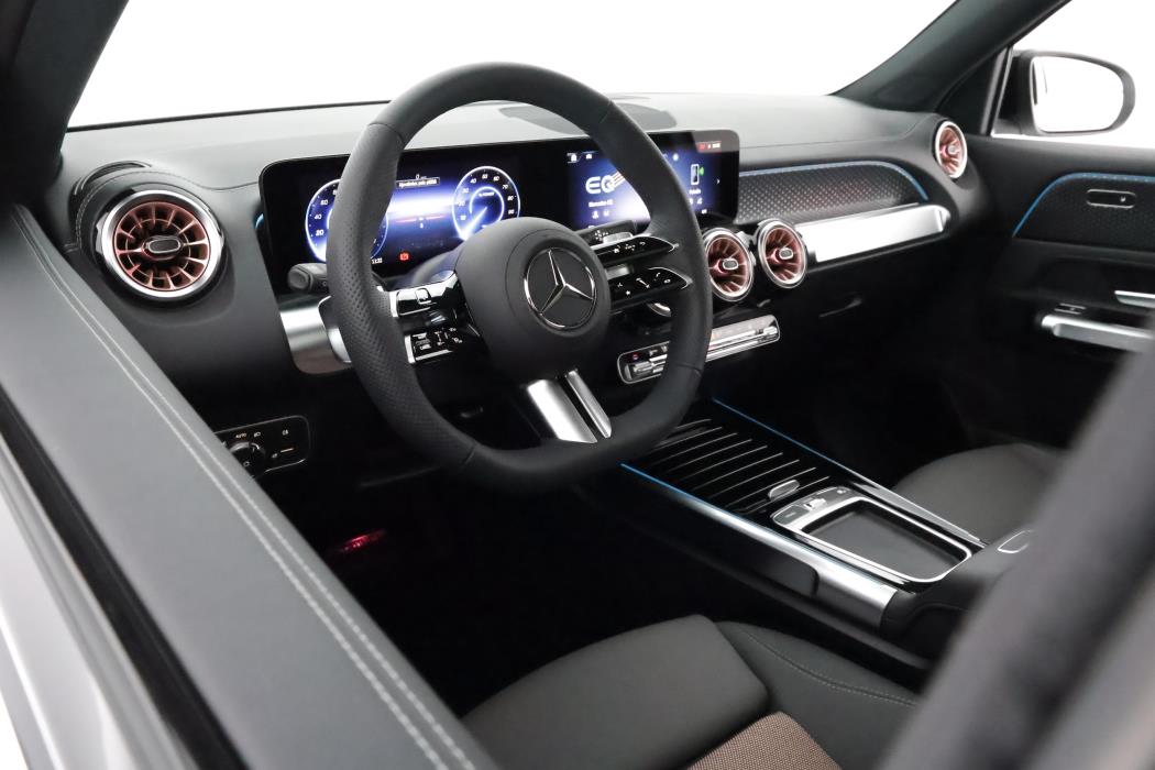 Mercedes-Benz EQB 2025