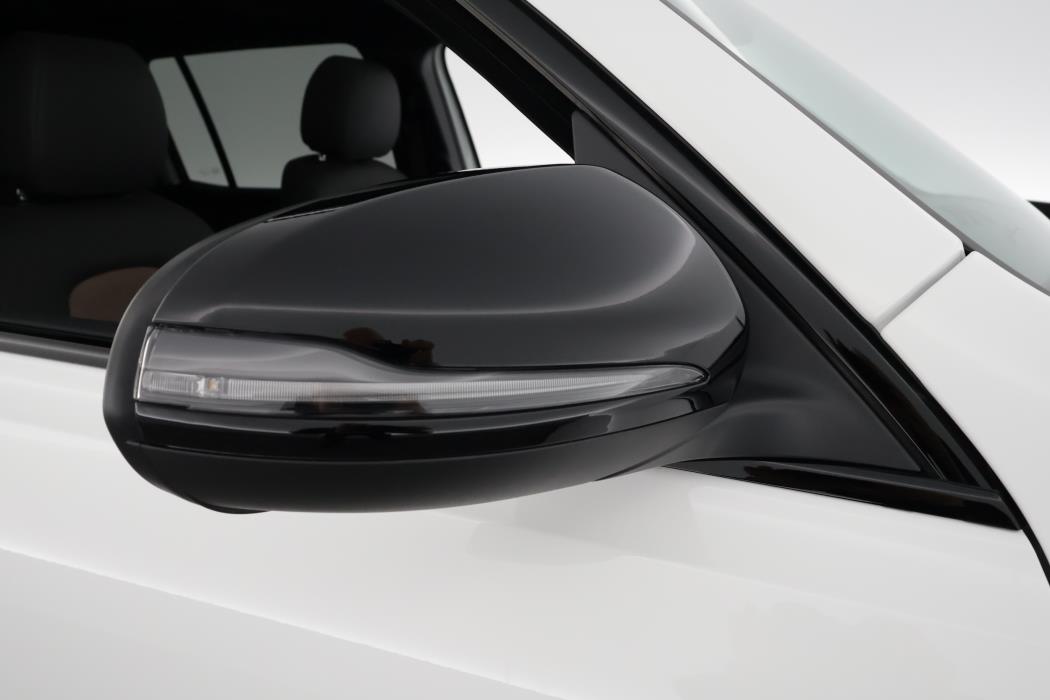 Mercedes-Benz EQB 2025