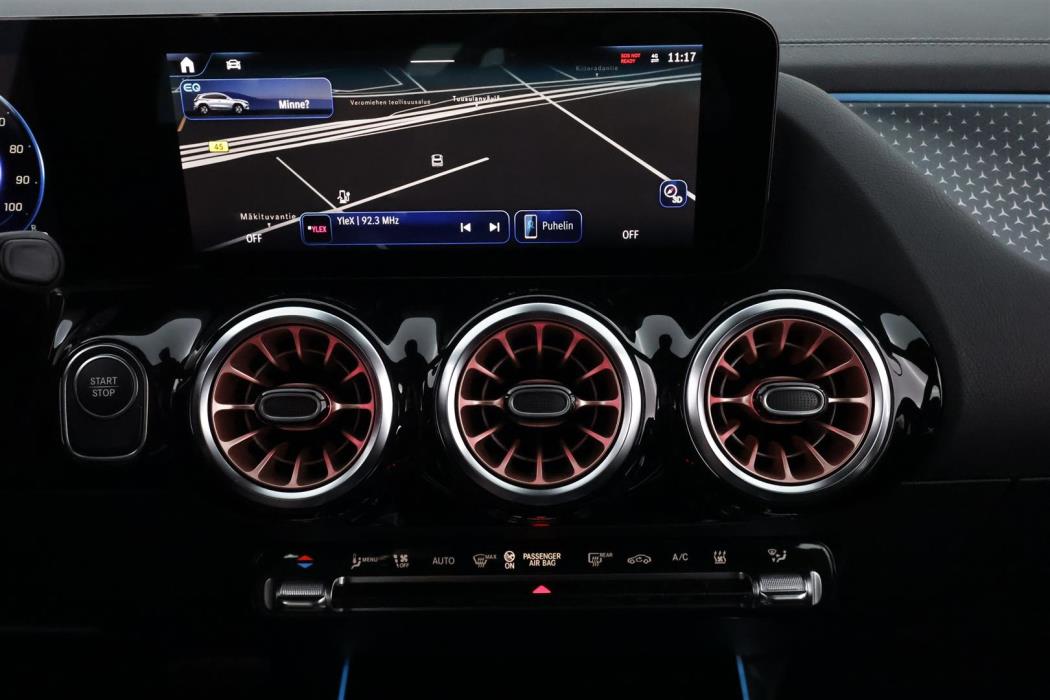 Mercedes-Benz EQA 2025