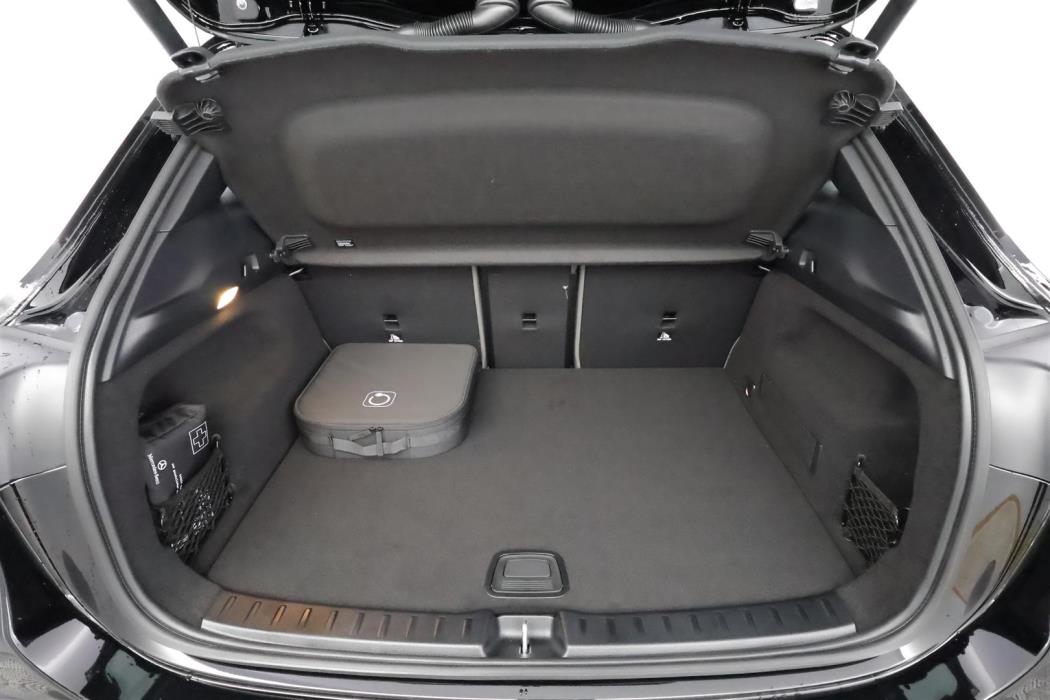 Mercedes-Benz EQA 2025