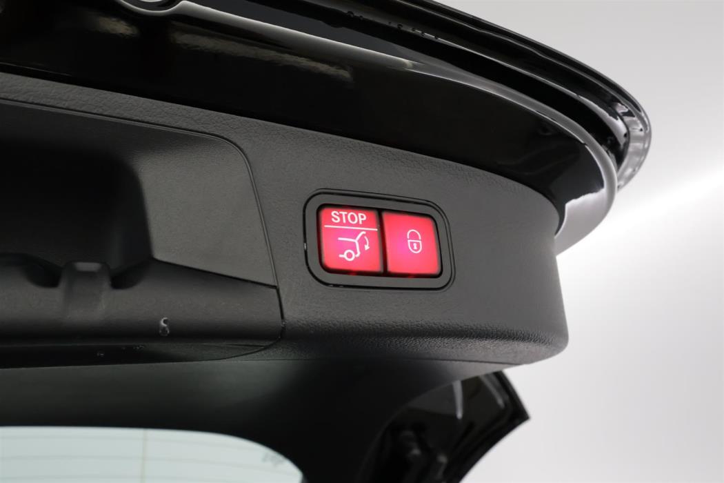 Mercedes-Benz EQA 2025