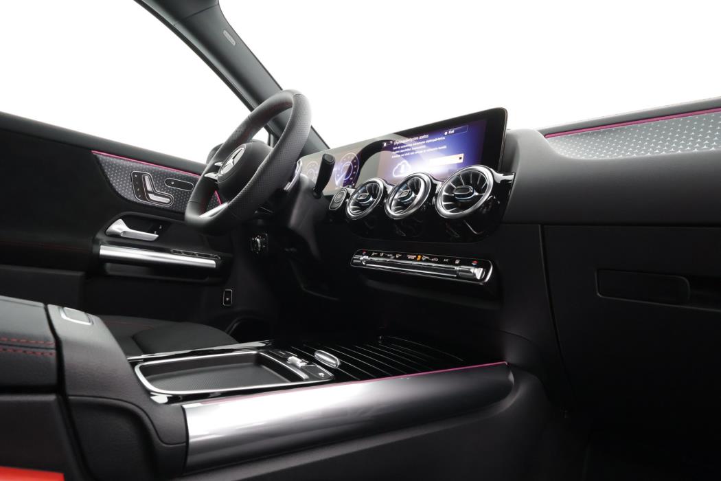 Mercedes-Benz EQA 2026