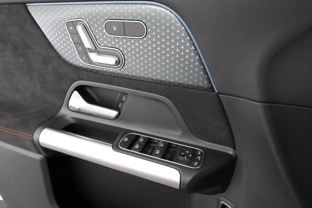 Mercedes-Benz EQA 2026