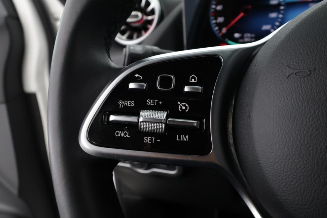 Mercedes-Benz EQA 2023