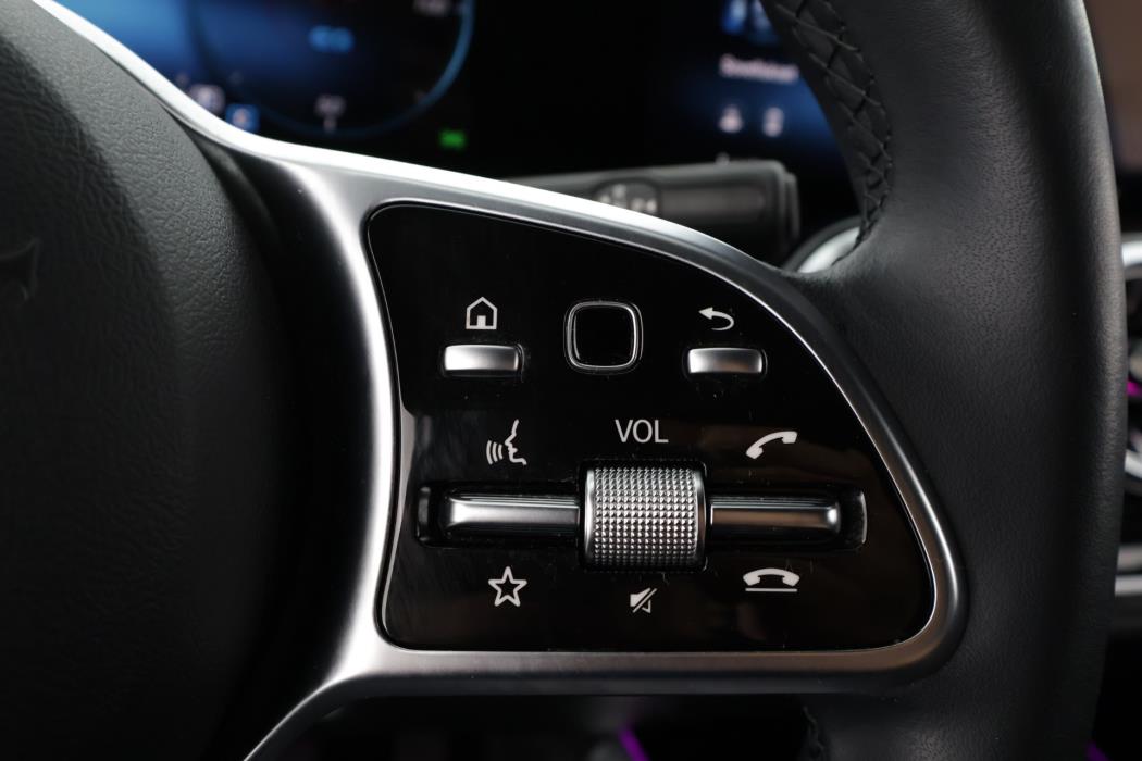 Mercedes-Benz EQA 2023