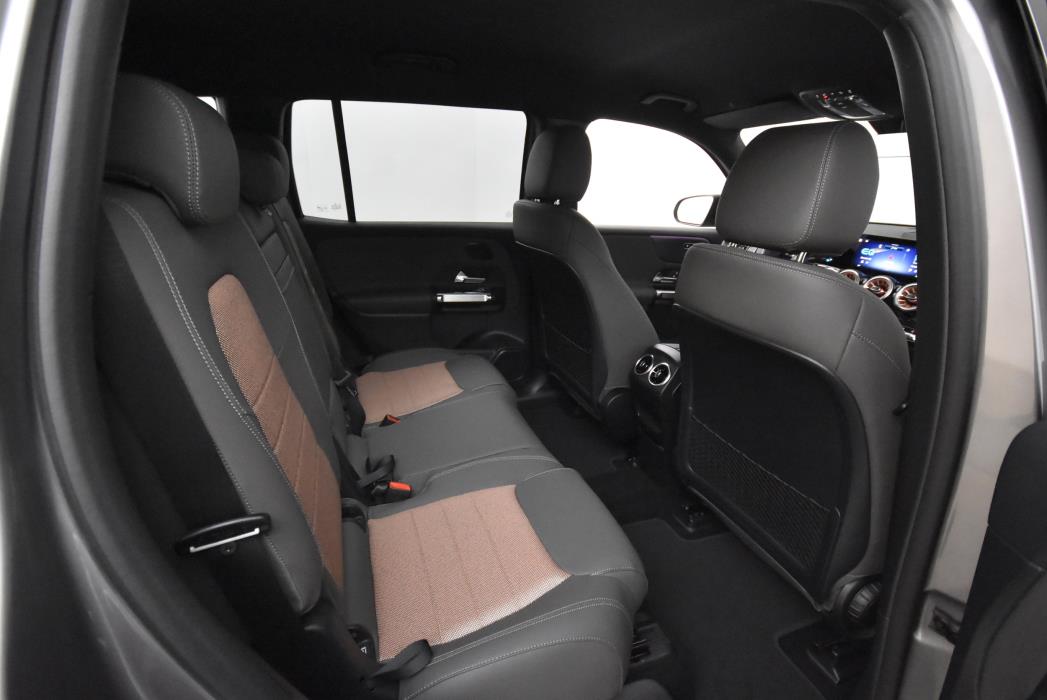 Mercedes-Benz EQB 2025