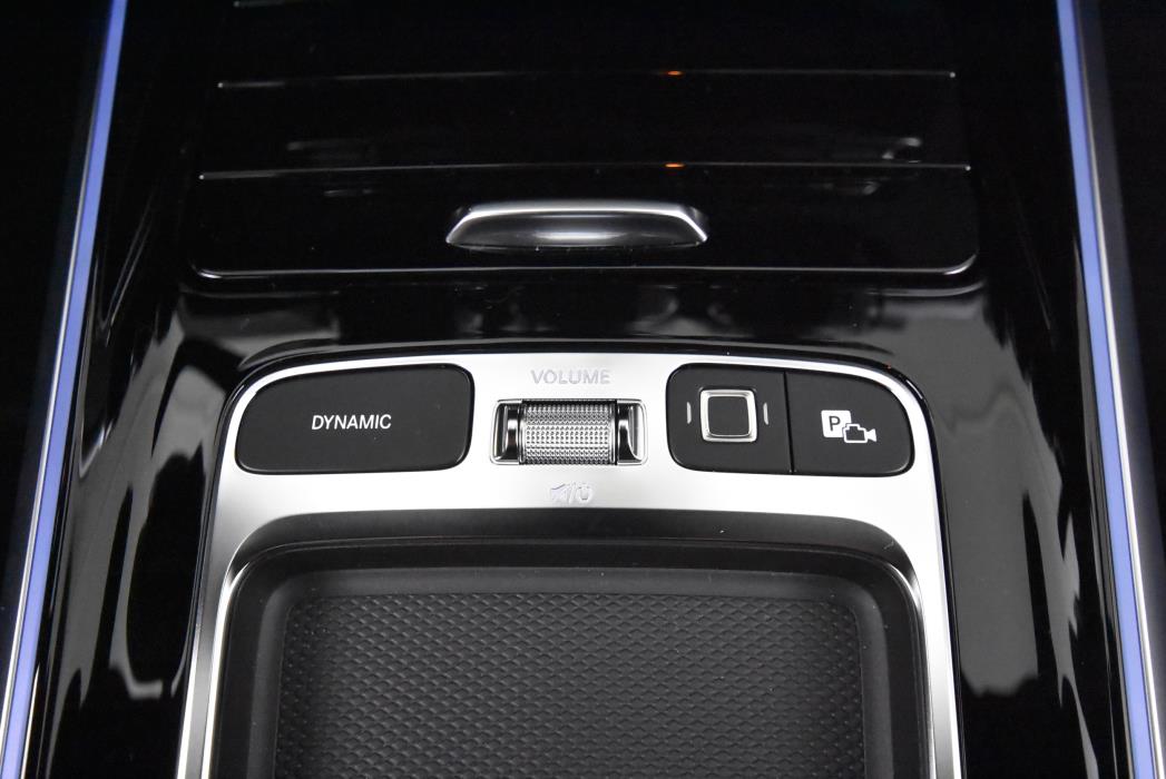 Mercedes-Benz EQB 2025