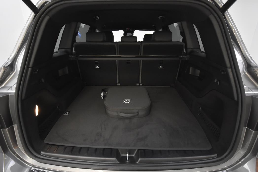 Mercedes-Benz EQB 2025