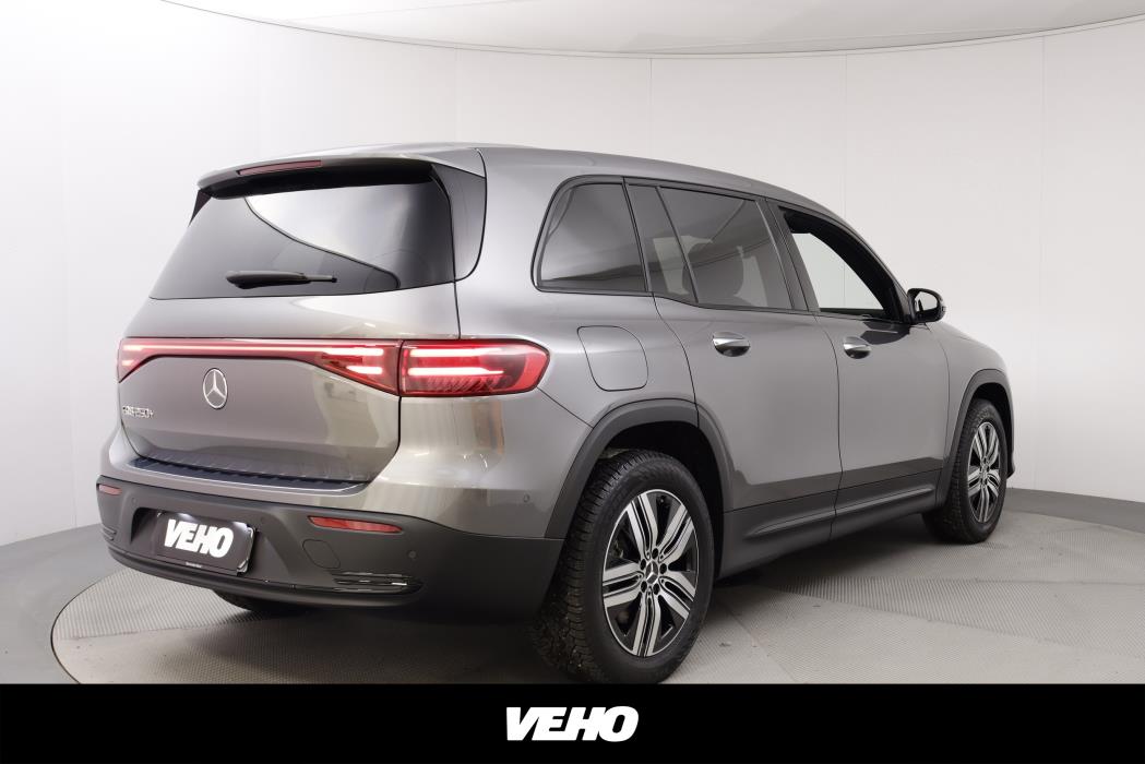 Mercedes-Benz EQB 2025