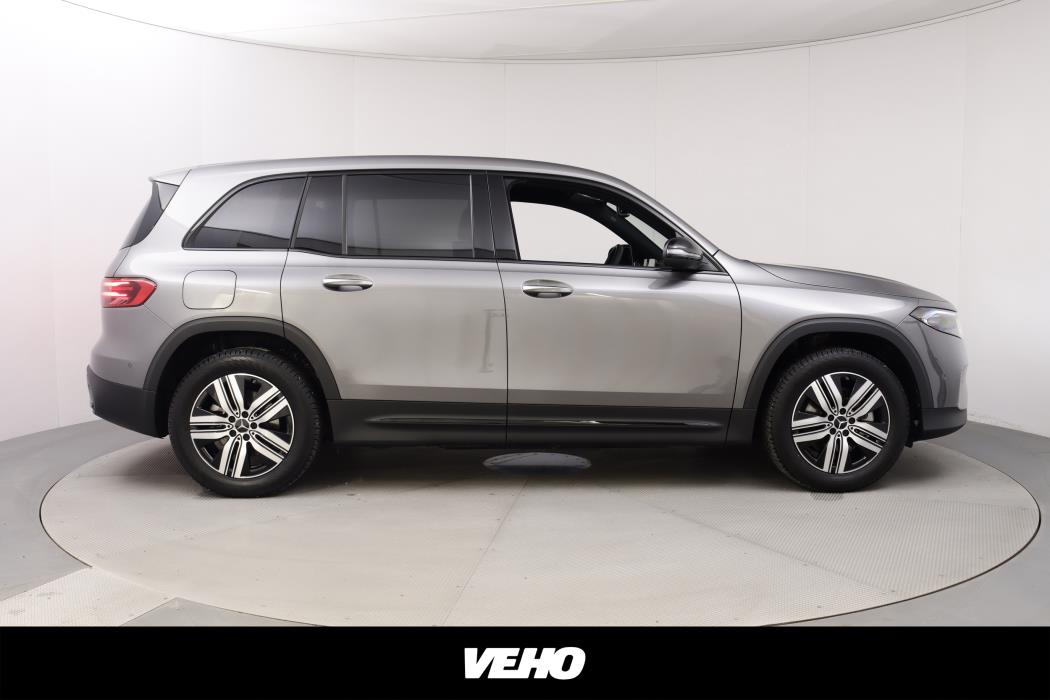 Mercedes-Benz EQB 2025