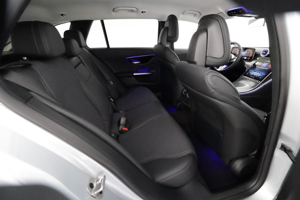 Mercedes-Benz C 2025