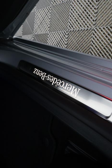 Mercedes-Benz C 2025